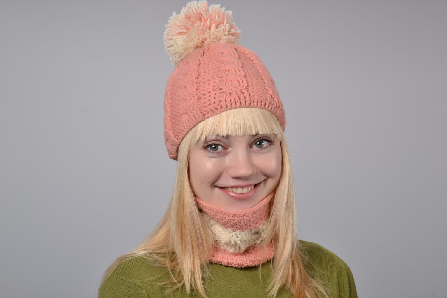 Wool hat and collar scarf photo 5