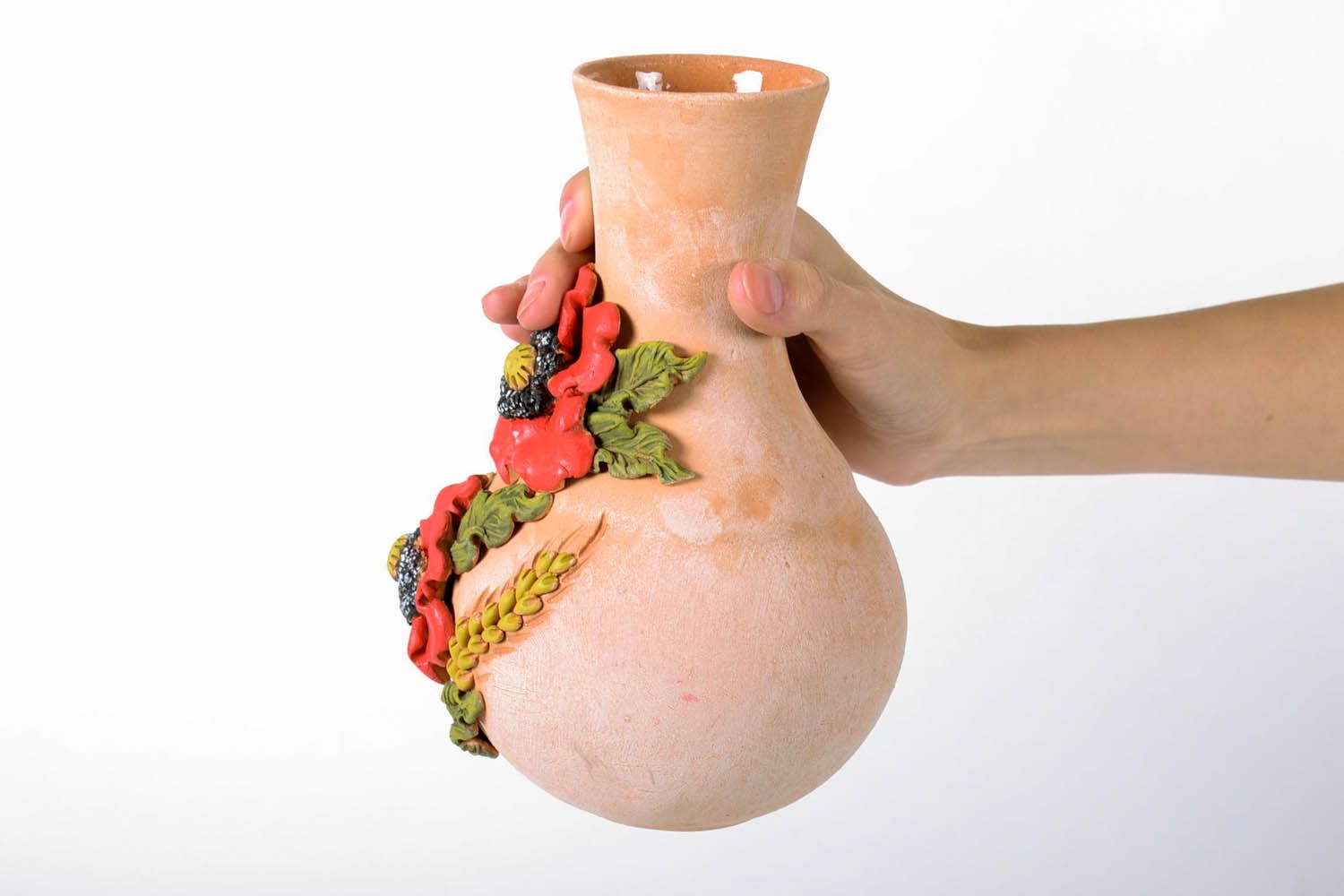 Керамическая ваза с лепными элементами  фото 5