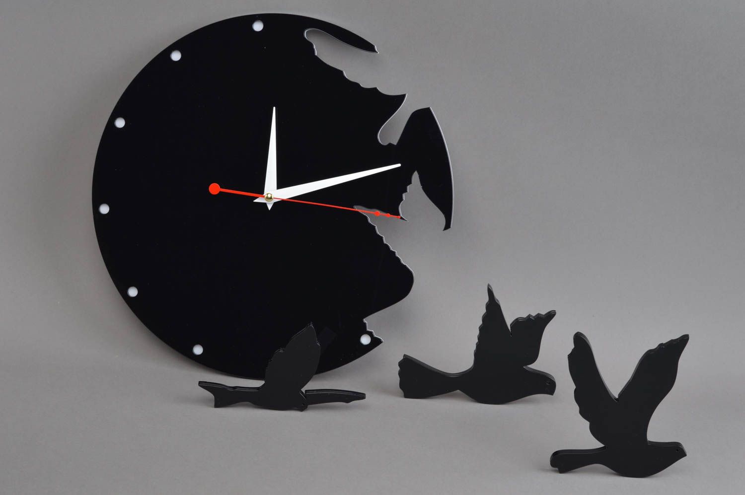 Horloge faite main en verre acrylique originale ronde noire décoration Oiseaux photo 2