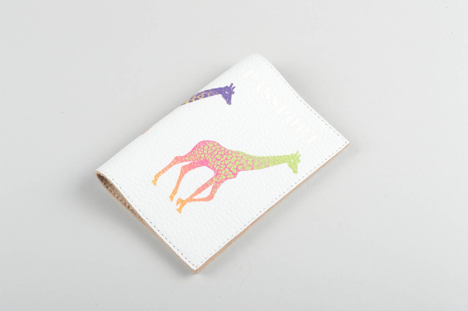 Funda de cuero artesanal regalo original estuche para pasaporte jirafa foto 2