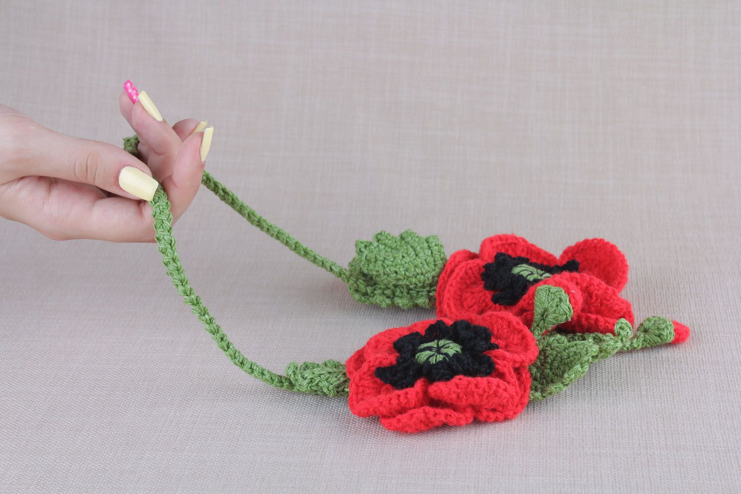 Knitted thread necklace Poppies photo 5