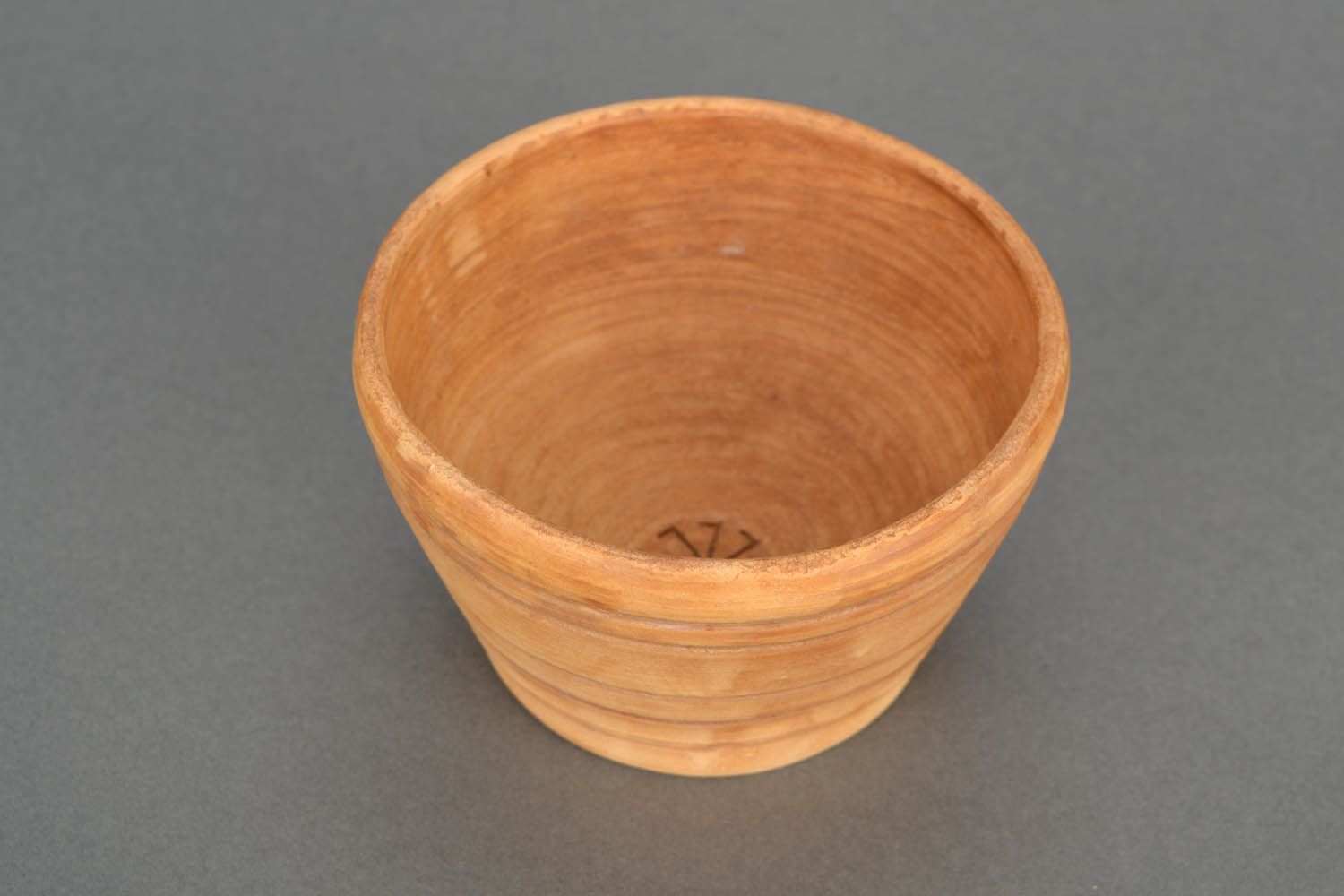 Clay bowl  photo 3