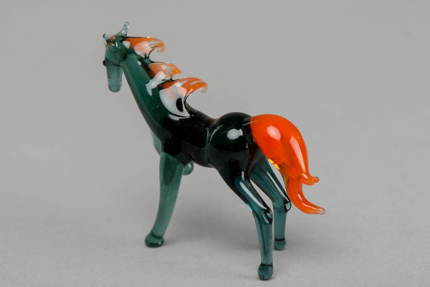 Lampwork Figur aus Glas Pferd mit brandroter Mähne foto 2