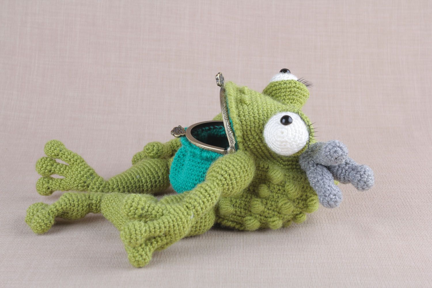 Crochet toy Princess Frog photo 2