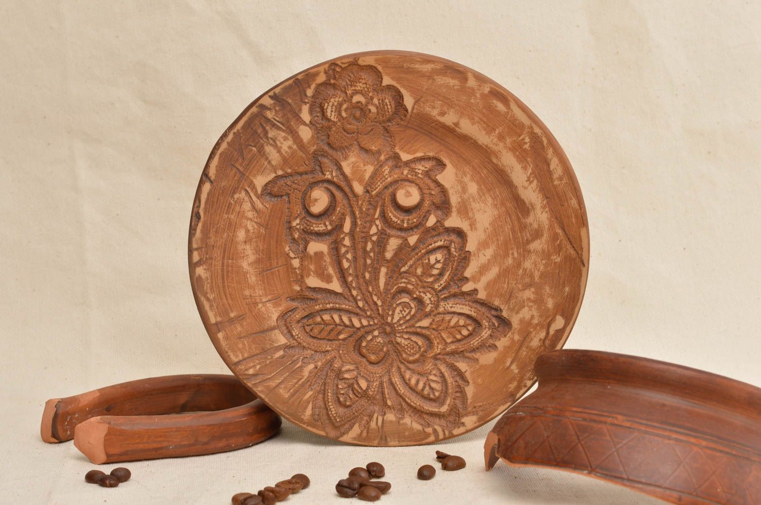 Plato de cerámica hecho a mano vajilla de barro con ornamentos regalo original foto 1