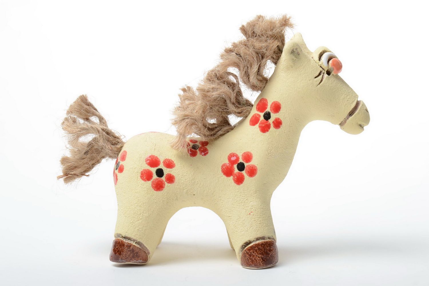 Interessante lustige handgemachte keramische Statuette Pferd aus Halbporzellan foto 2