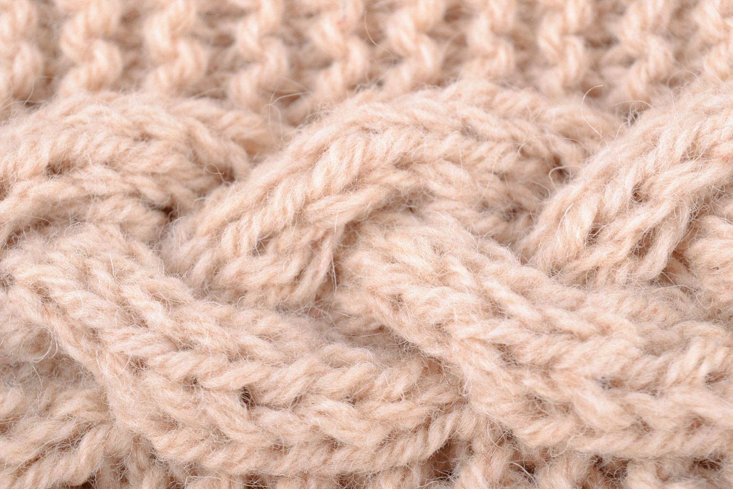 Deux petites housses de coussins tricotées en mi-laine beiges faites main photo 4