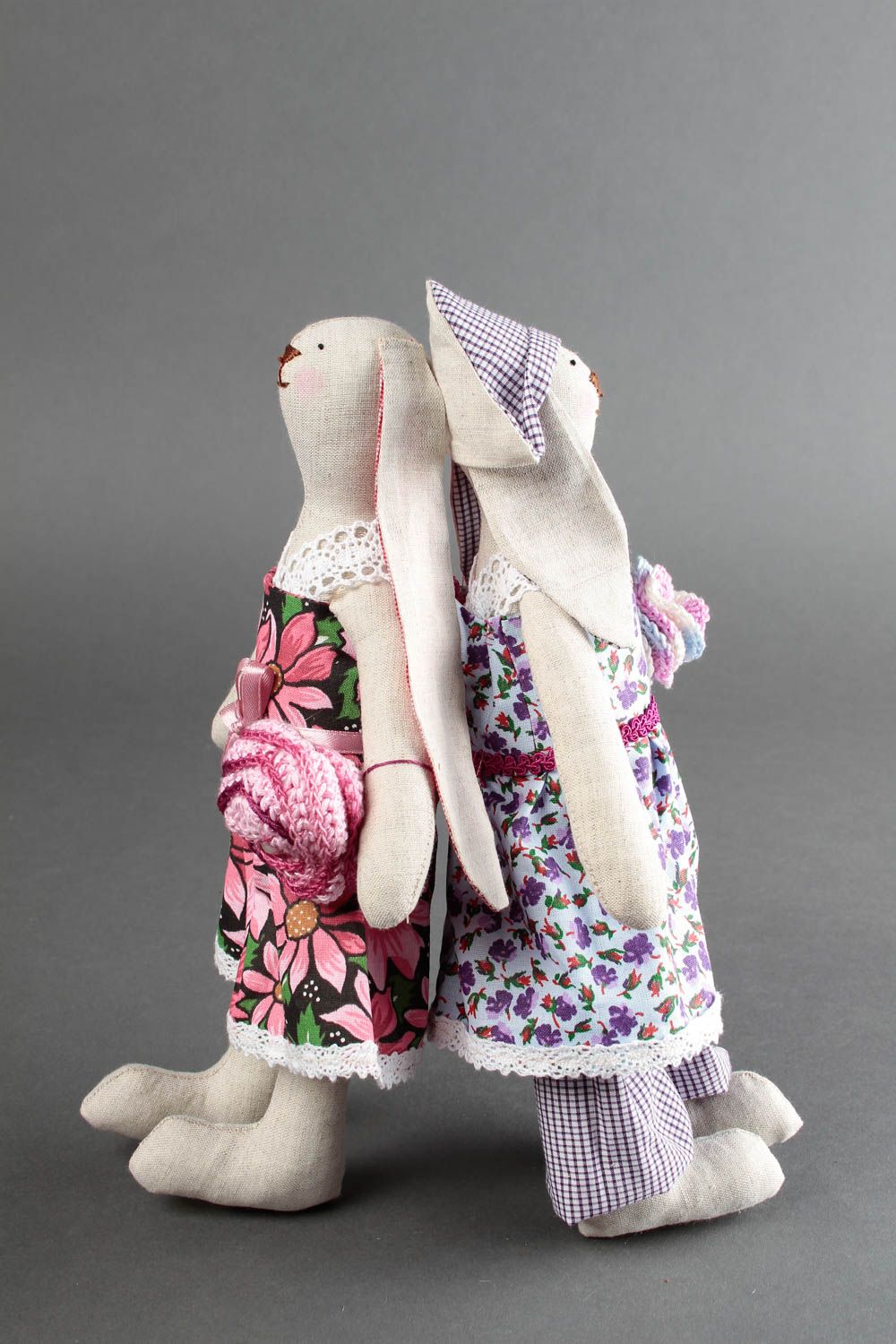 Kuscheltiere Hasen in Kleidern handmade 2 Stoff Spielzeuge Geschenke für Kinder foto 2