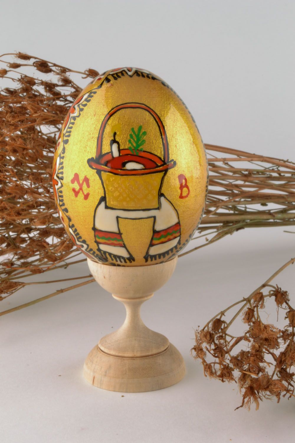 Oeuf peint en bois Fête de Pâques photo 1
