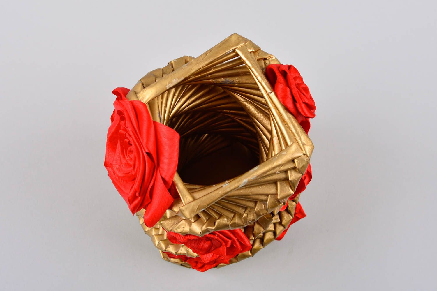Декоративная ваза ручной работы ваза из бумаги ваза из бумажных трубочек фото 4