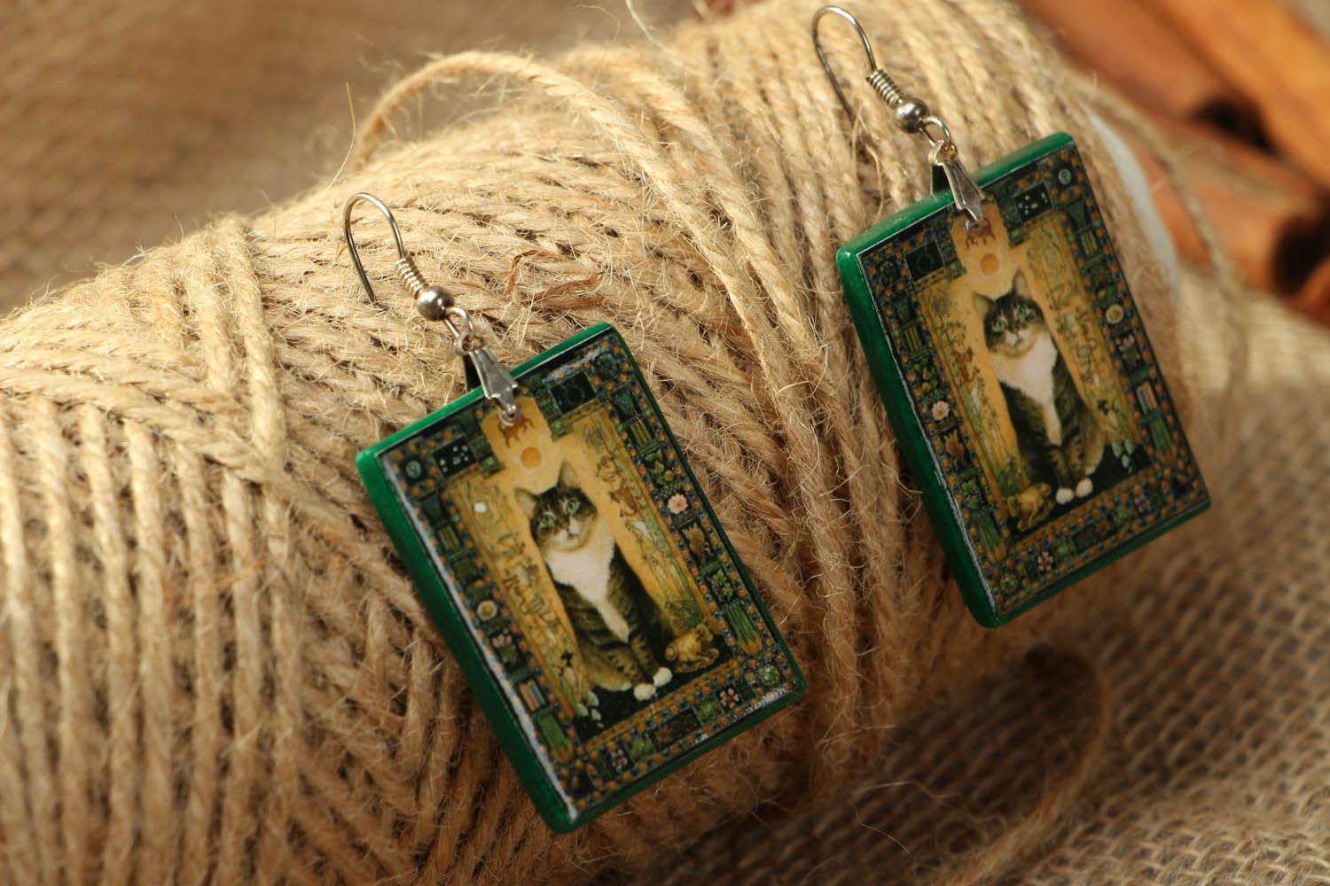 Unusual dangle earrings with cats photo 3