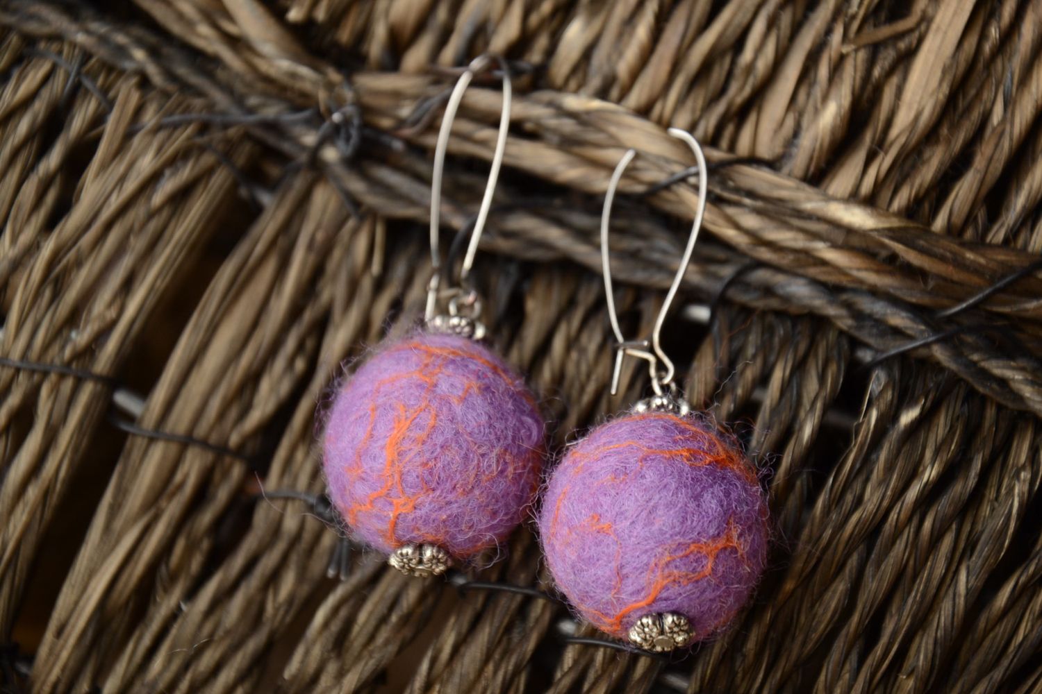 Handmade wool felted earrings photo 1