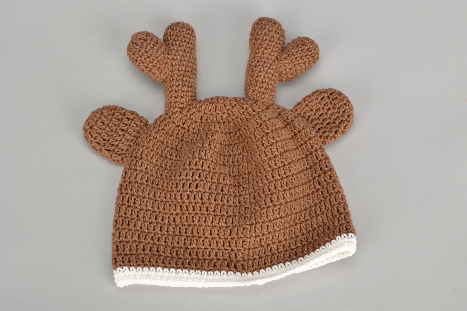 Cappello con orecchie di lana fatto a mano accessorio divertente da bambini
 foto 3
