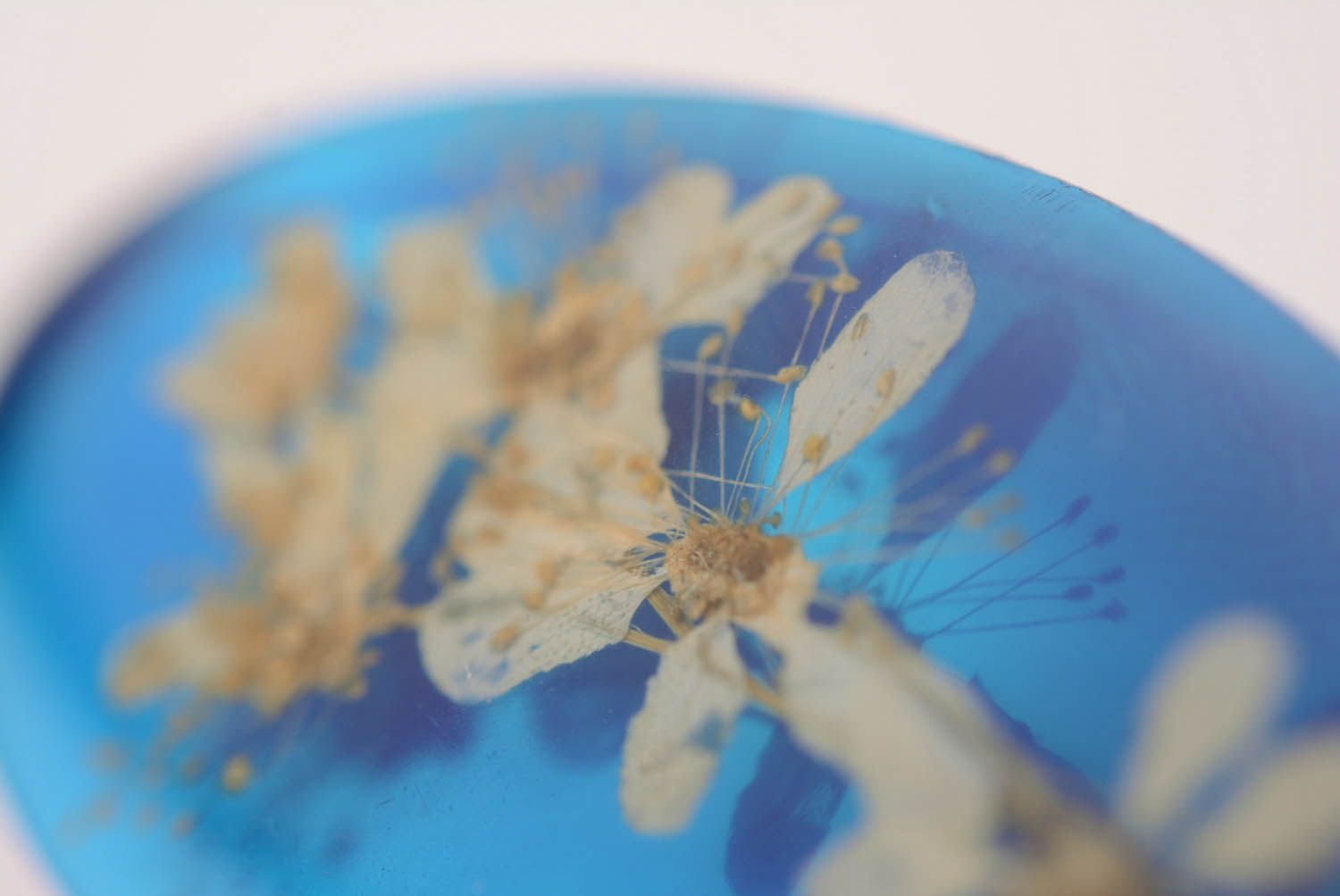 Pendentif fleur Bijou fait main miroir bleu design de créateur Accessoire femme photo 4