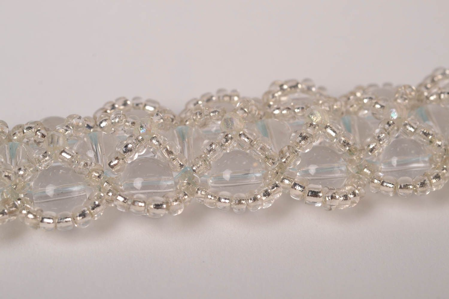 Bracelet perles rocaille blanc Bijou fait main fantaisie Accessoire femme photo 3