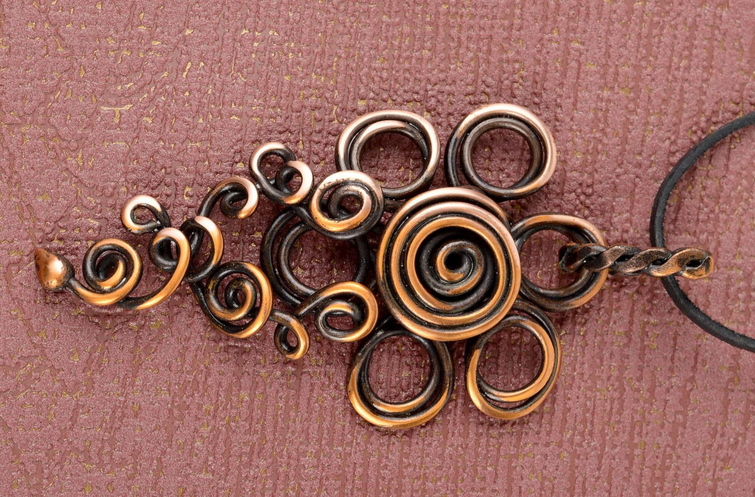 Colgante de cobre hecho a mano bisutería de moda accesorio para mujer  foto 5