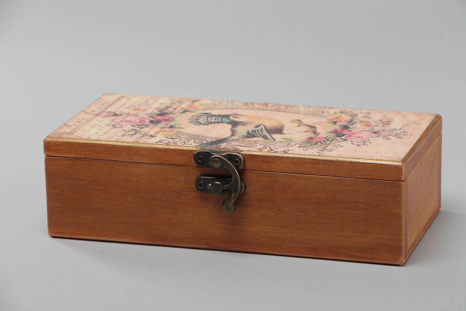 Caja para joyas hecha a mano de madera de forma rectangular con dibujo foto 4