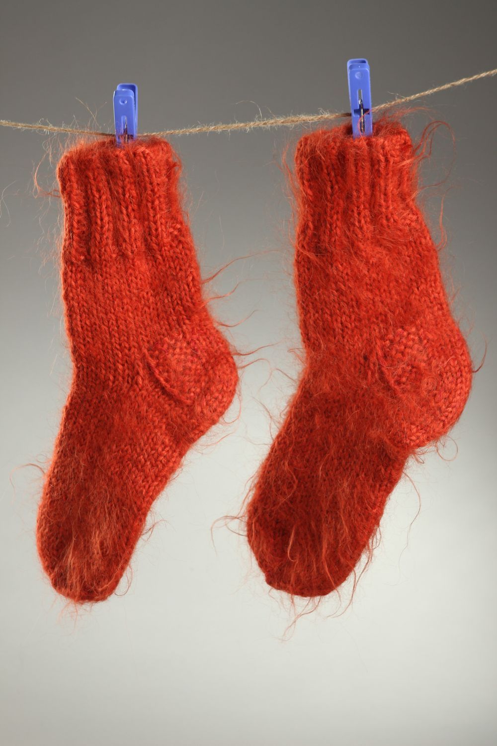 Красные носки ручной работы из шерсти женские носки шерстяные носки 37-38 размер фото 1