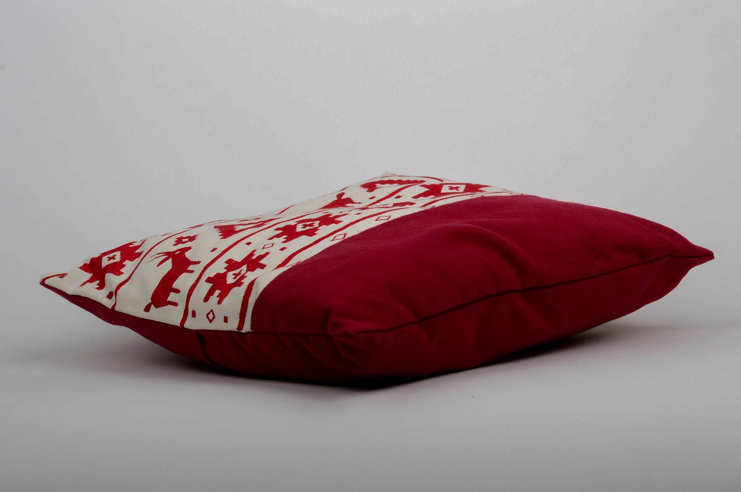 Handmade rotes Sofa Kissen mit Hirschen Muster Wohn Accessoire Haus Deko  foto 4