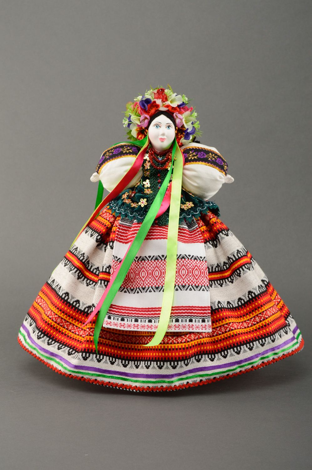 Кукла для чайника в украинском стиле из тканей ручной работы фото 1