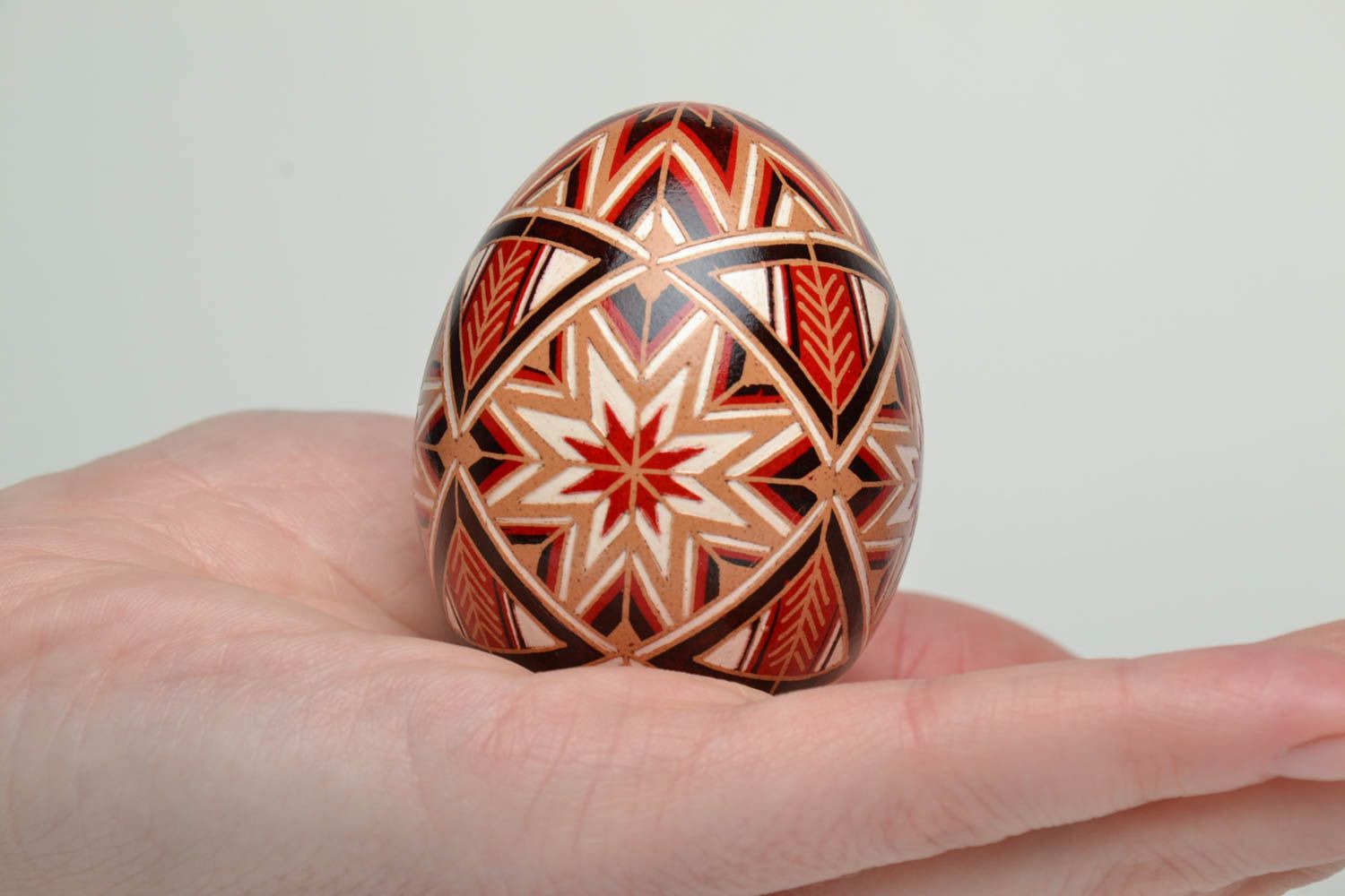 Huevo de Pascua artesanal pintado con tintes anilinas foto 5