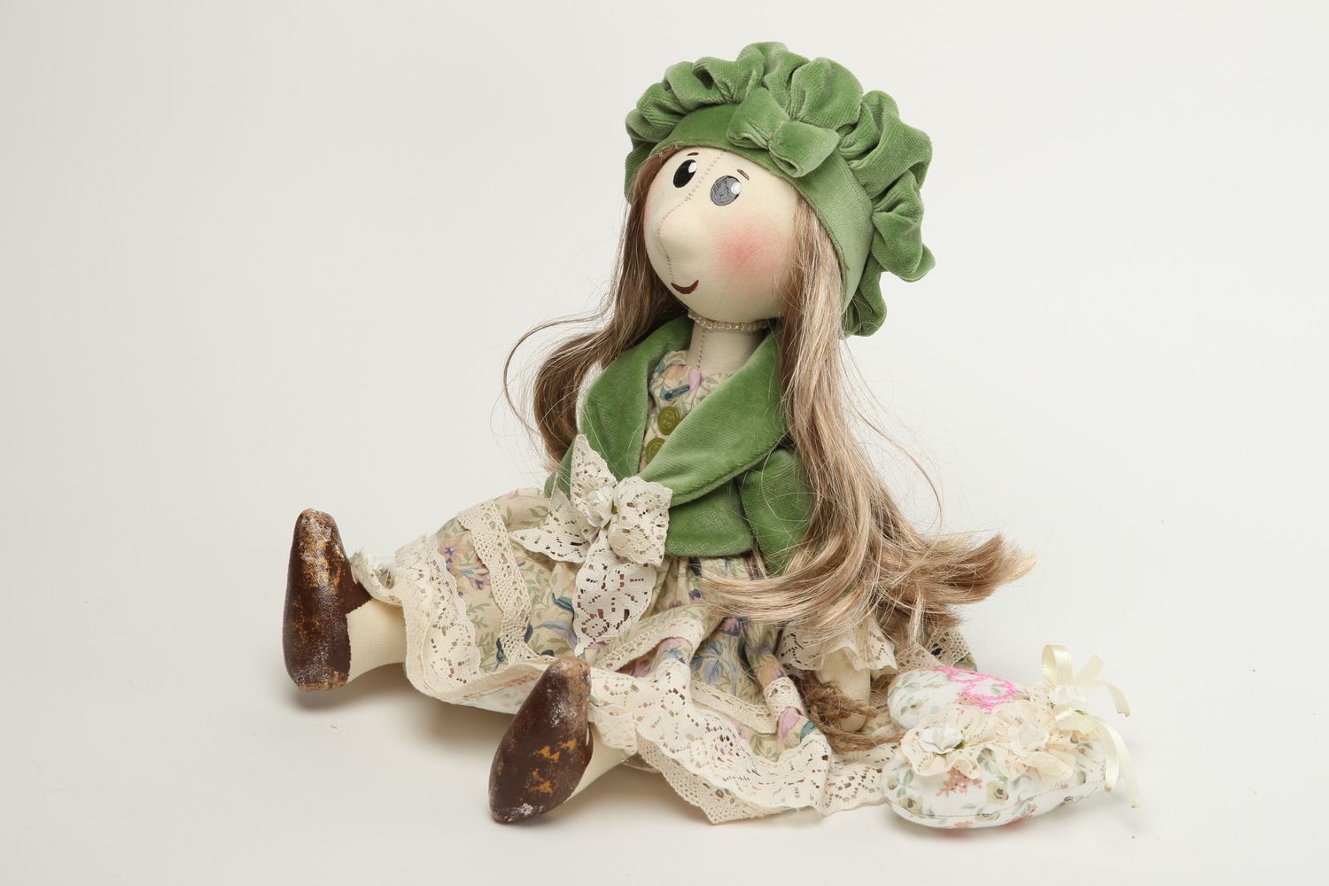 Muñeca artesanal de algodón y felpa decoración de interior juguete de colección foto 2
