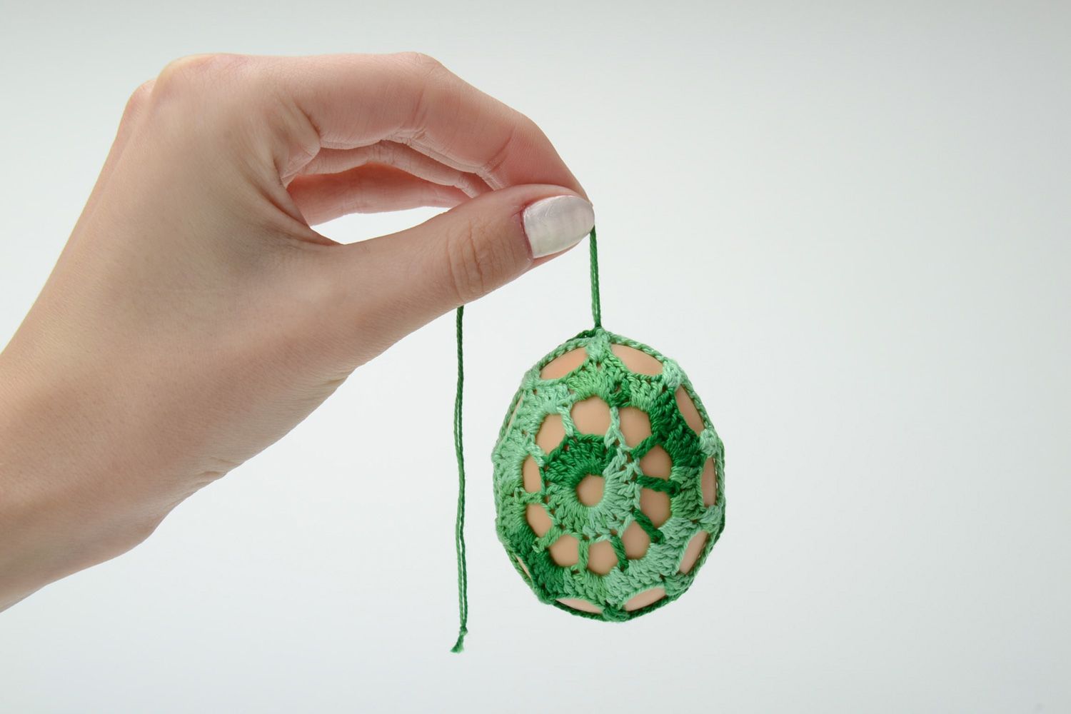 Decorative handmade Easter egg in lacy cover photo 5