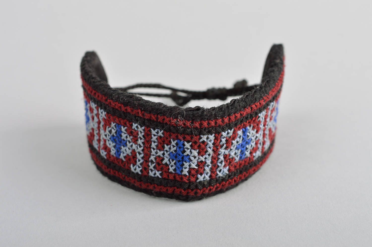 Bracelet textile Accessoire fait main large à motif brodé ethnique Cadeau femme photo 2