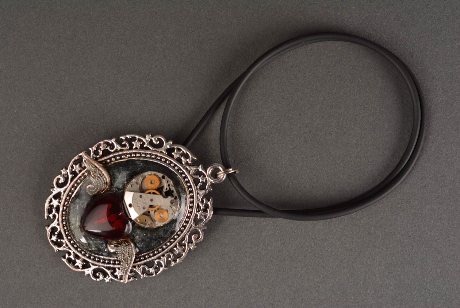 Unusual handmade metal pendant bird fashion trends cool jewelry designs photo 4