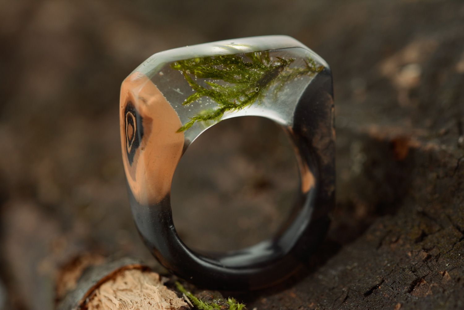 Unusual handmade botanical epoxy seal ring with natural moss photo 3