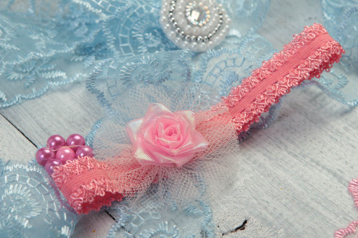 Розовая повязка на голову с цветком ручной работы для новорожденных подарок фото 1