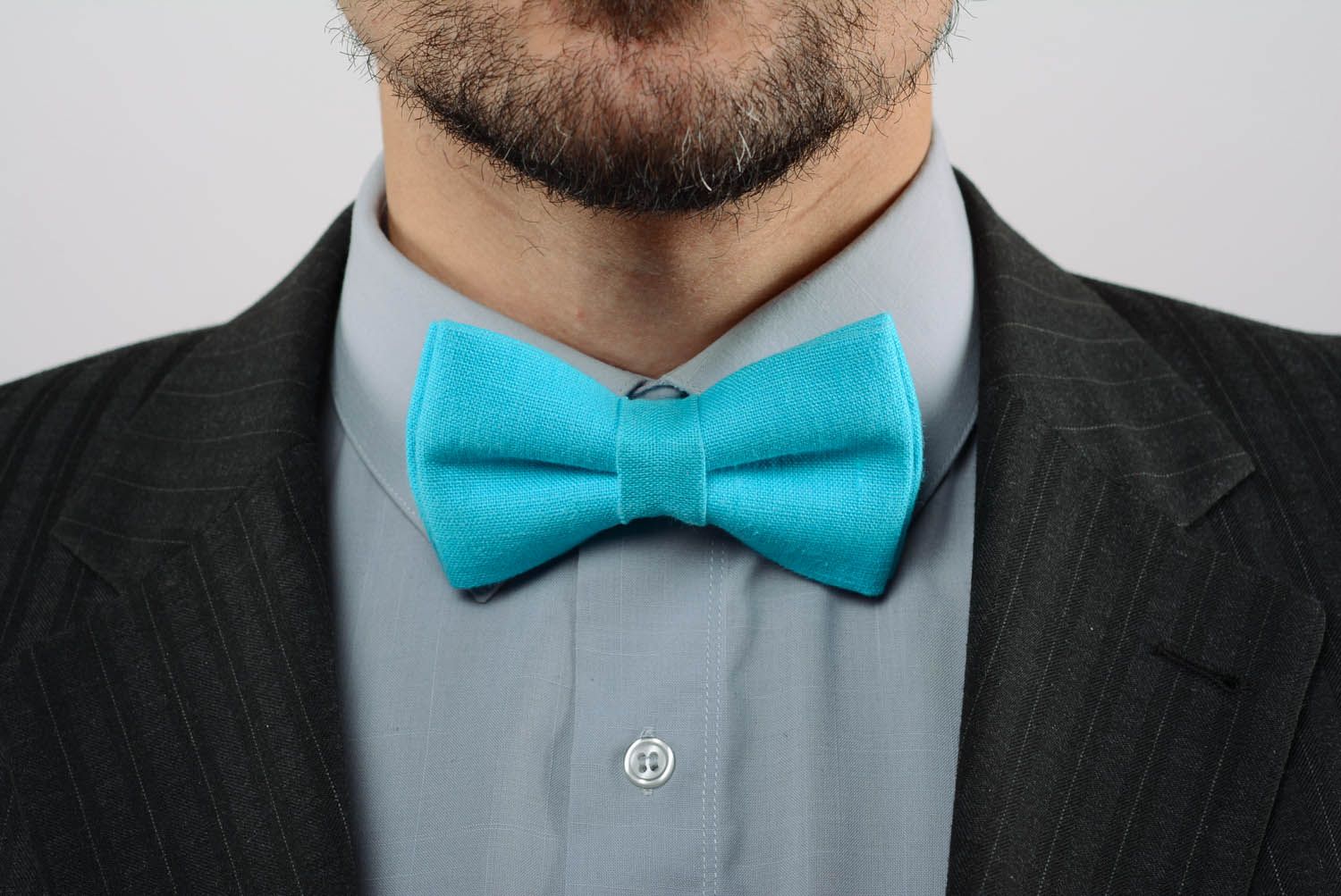 Blue linen bow tie photo 2