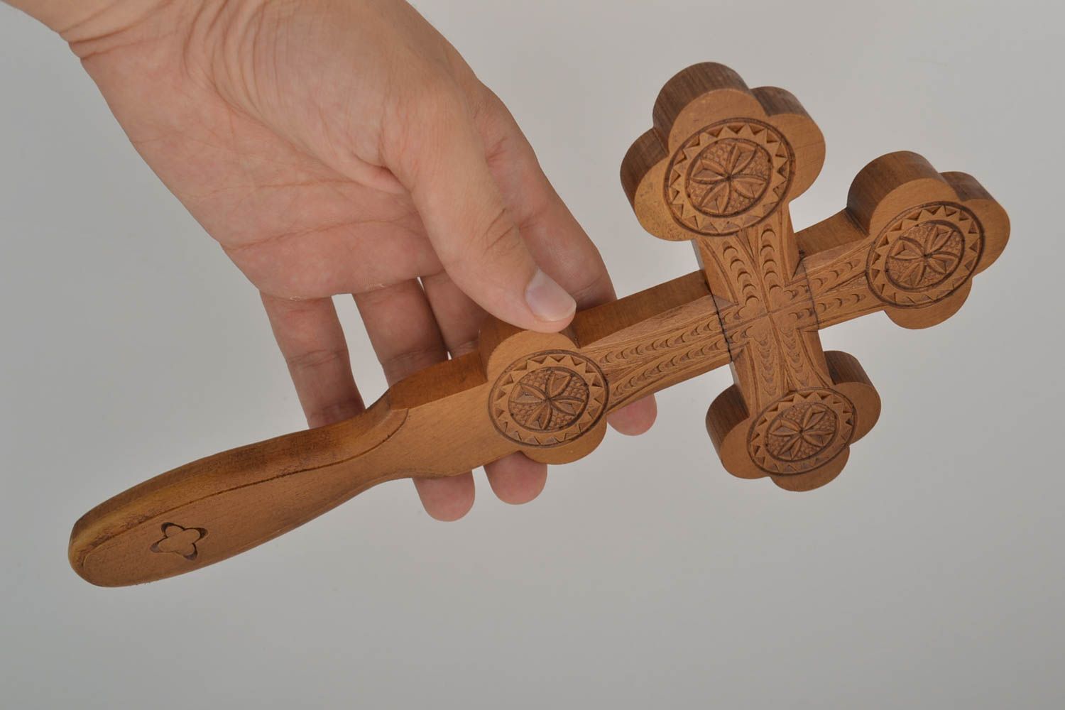 Croix en bois fait main Objet religieux brun design Déco maison original photo 5