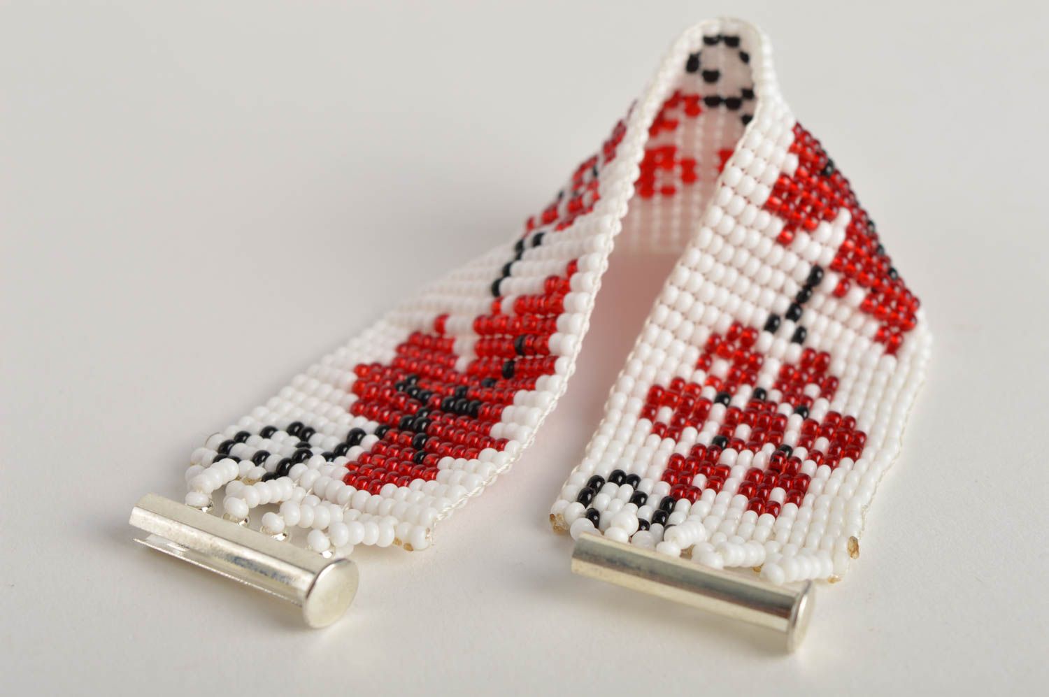 Ukrainian ethnic style wrist bracelet made of white and red beads  photo 3