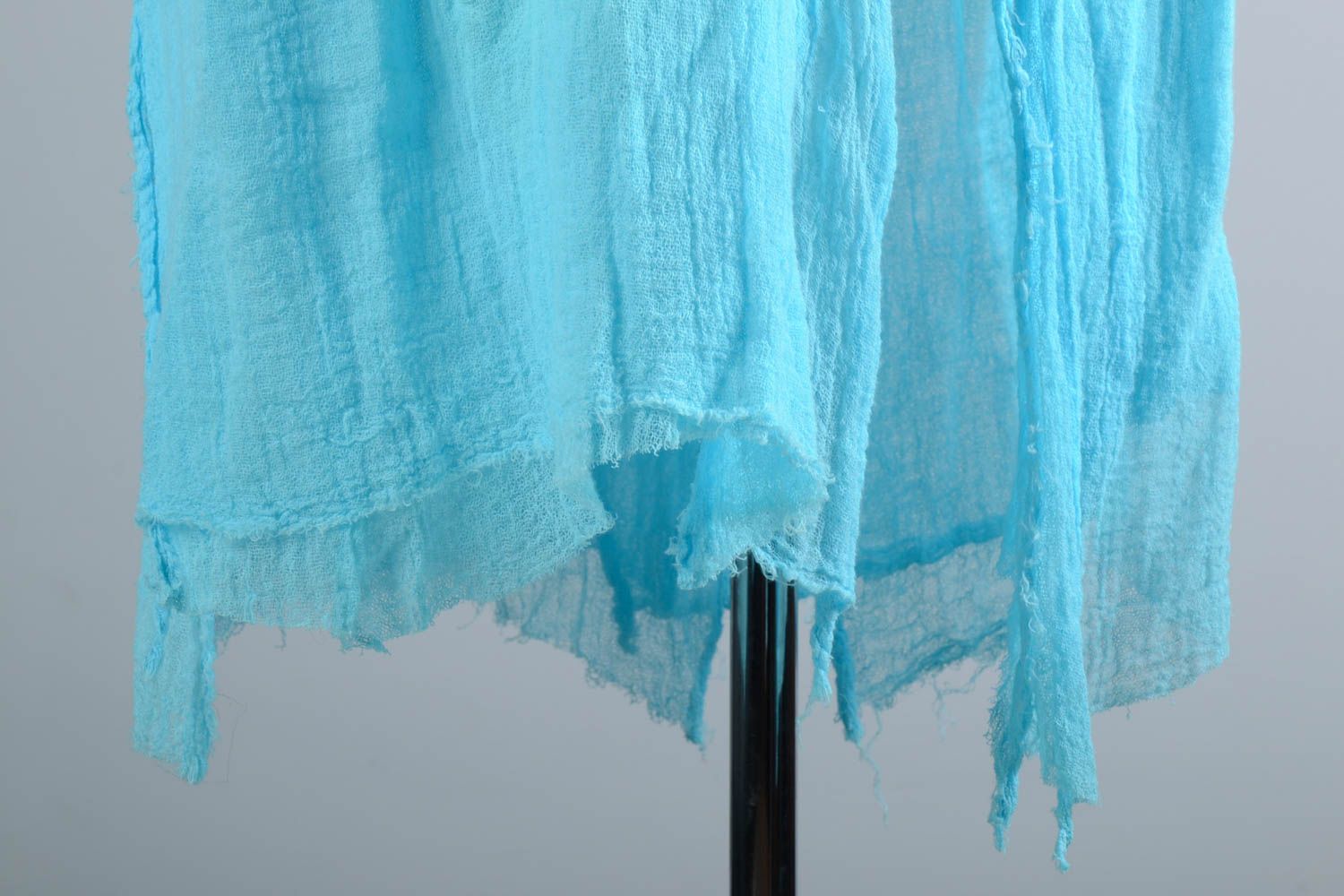 Женская одежда ручной работы летнее пальто шерстяная накидка голубая валяная фото 4