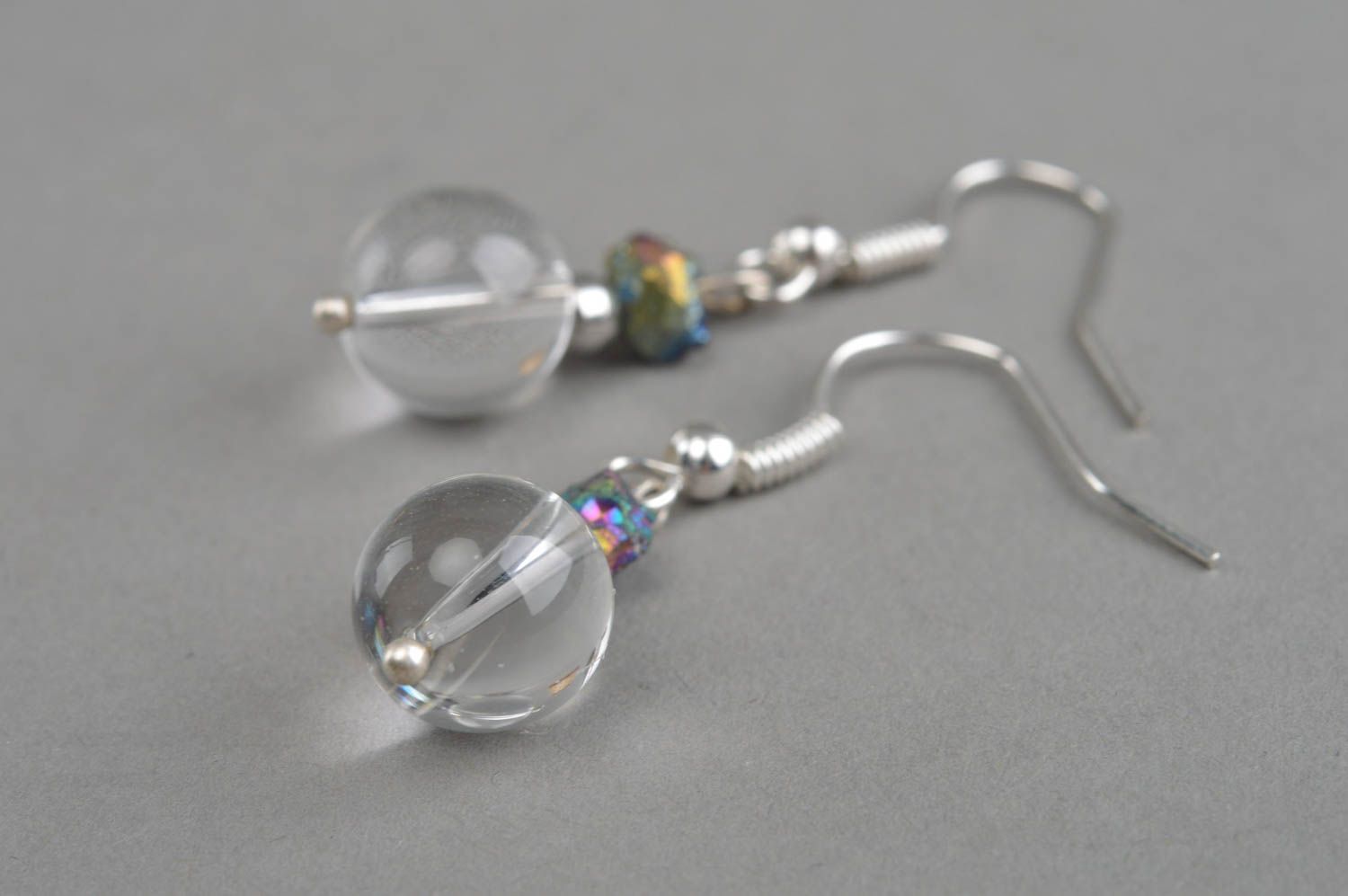 Boucles d'oreilles pendantes perles transparentes pierres naturelles faites main photo 3