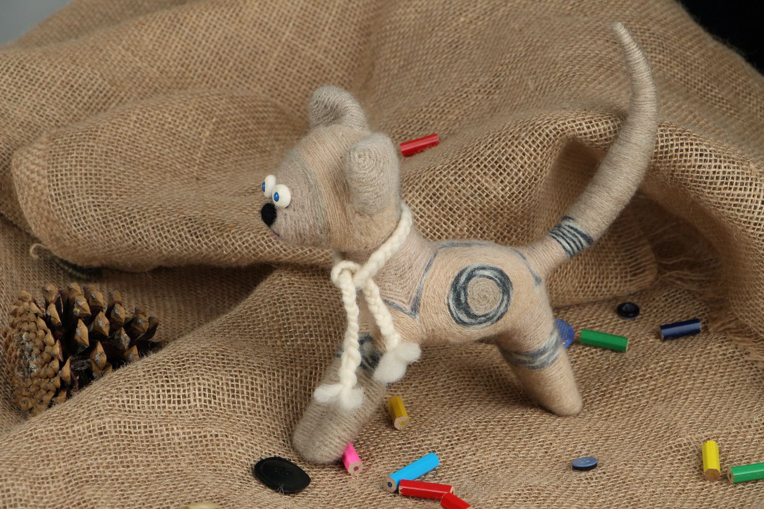 Künstlerischer Kuscheltier aus Wolle Graue Katze foto 5