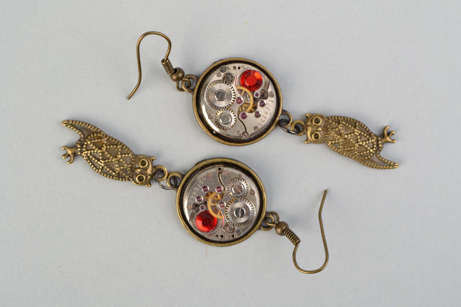 Handmade beautiful long metal dangling earrings with owls in steampunk style photo 3