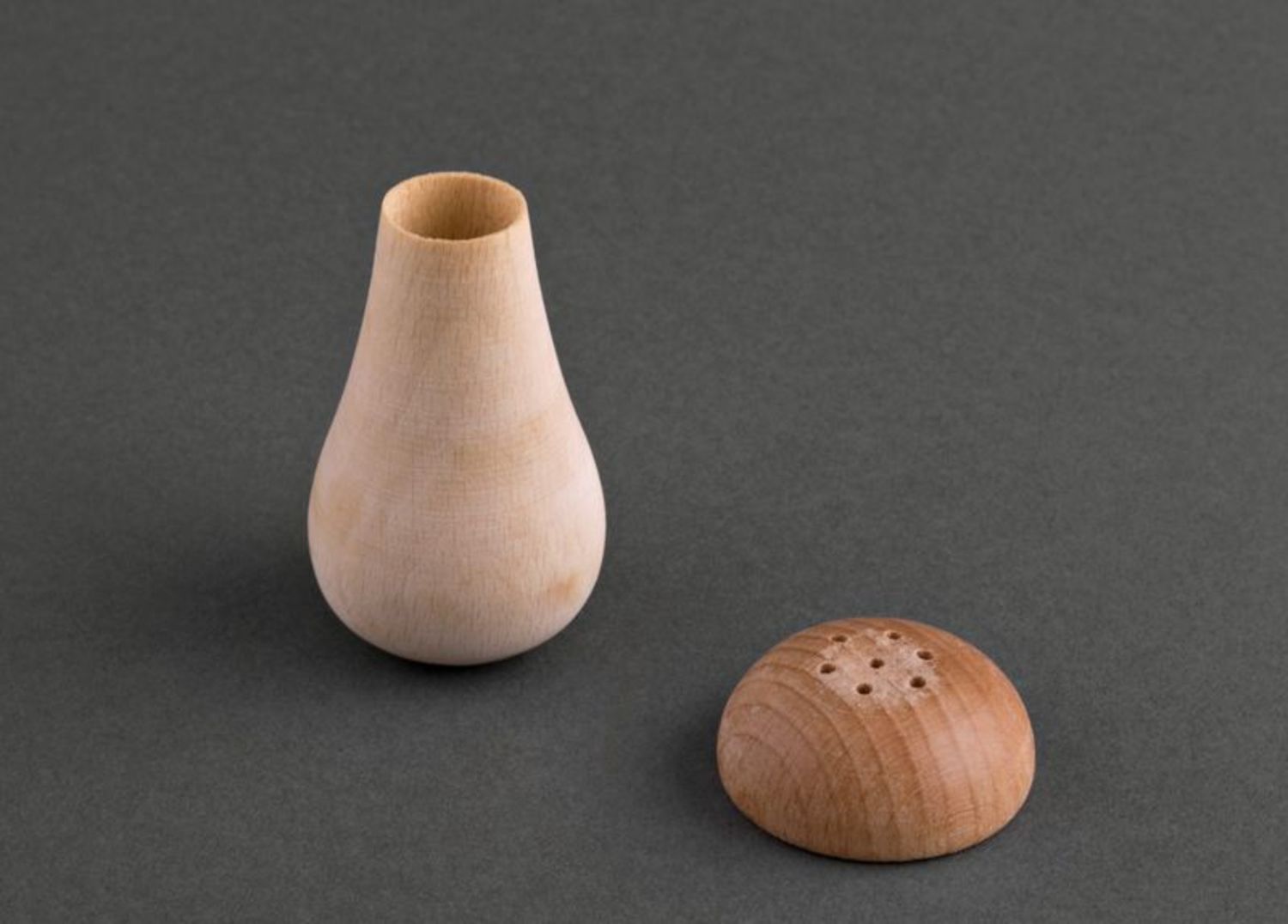 Mushroom-shaped wooden salt shaker photo 3