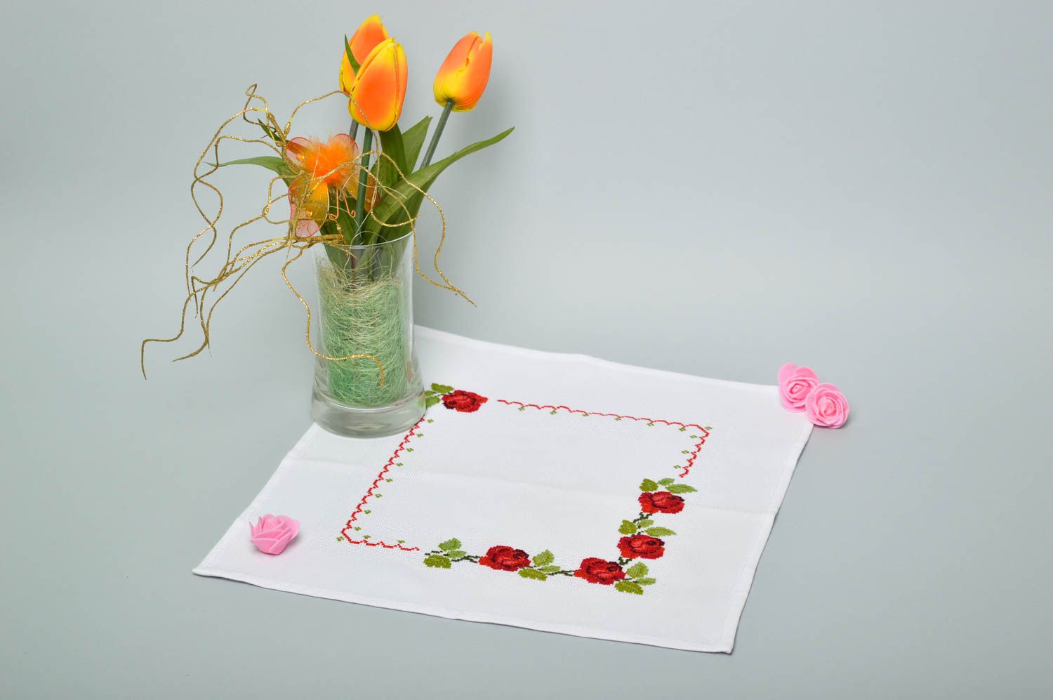 Handmade cute unusual napkin table decor ideas beautiful embroidered napkin photo 1