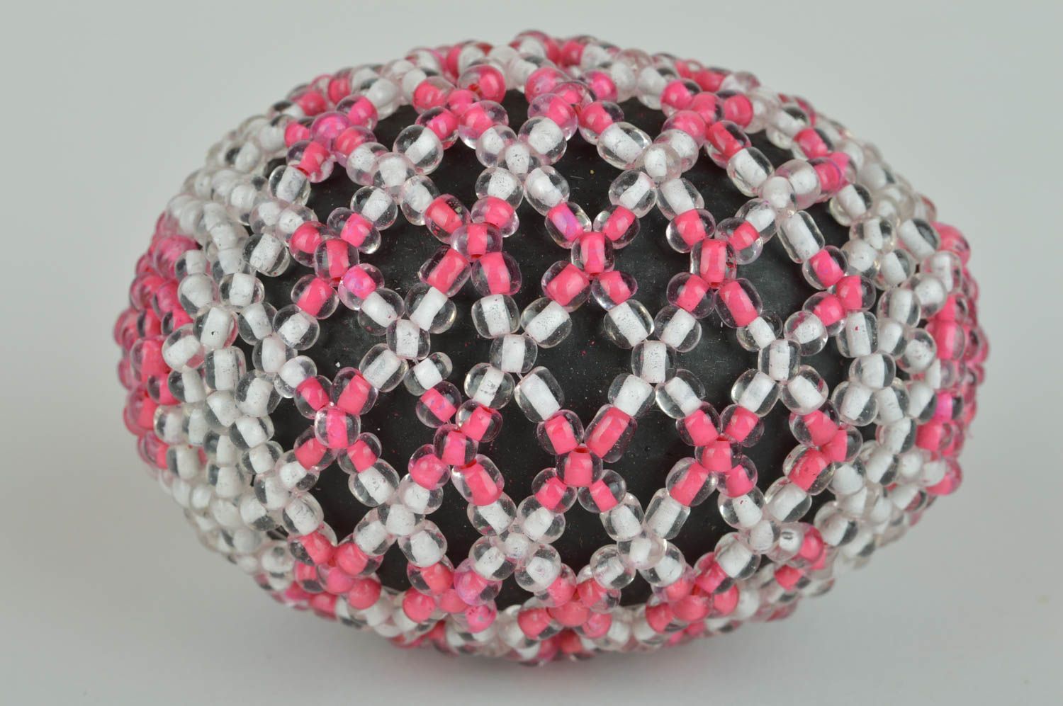 Unusual beautiful Easter egg woven over with Chinese beads for home decor photo 3