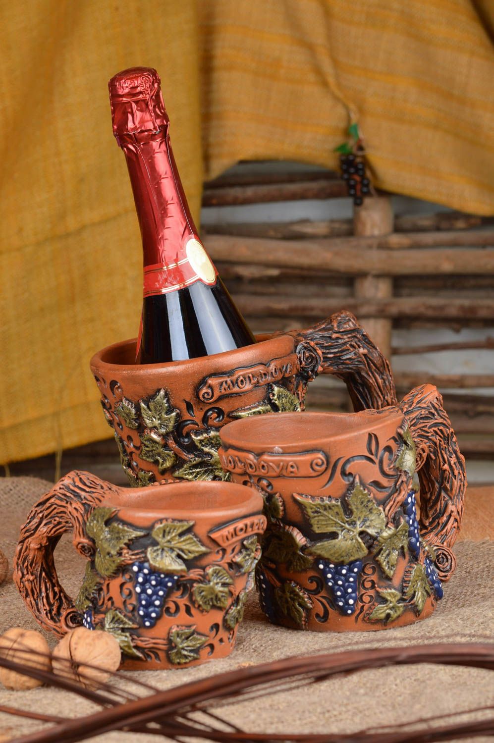 Handmade Ständer aus Ton Weinständer Design Deko aus Ton 3 Stück modelliert foto 1