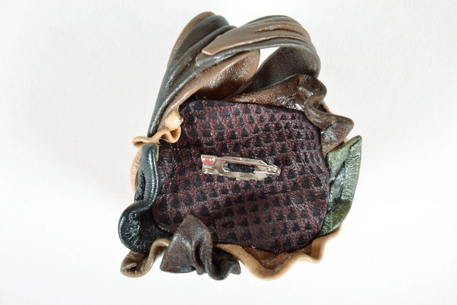 Brooch made ​​of genuine leather photo 4