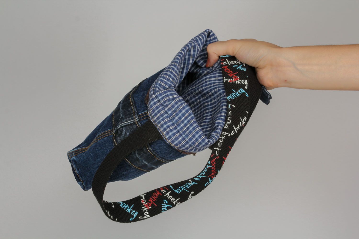 Petit sac à épaule en jean fait main avec bretelle longue original pour femme photo 5