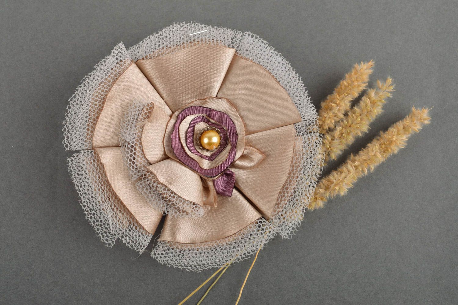 Handmade Blume aus Stoff Designer Schmuck Accessoire für Frauen Schmuck Brosche foto 1