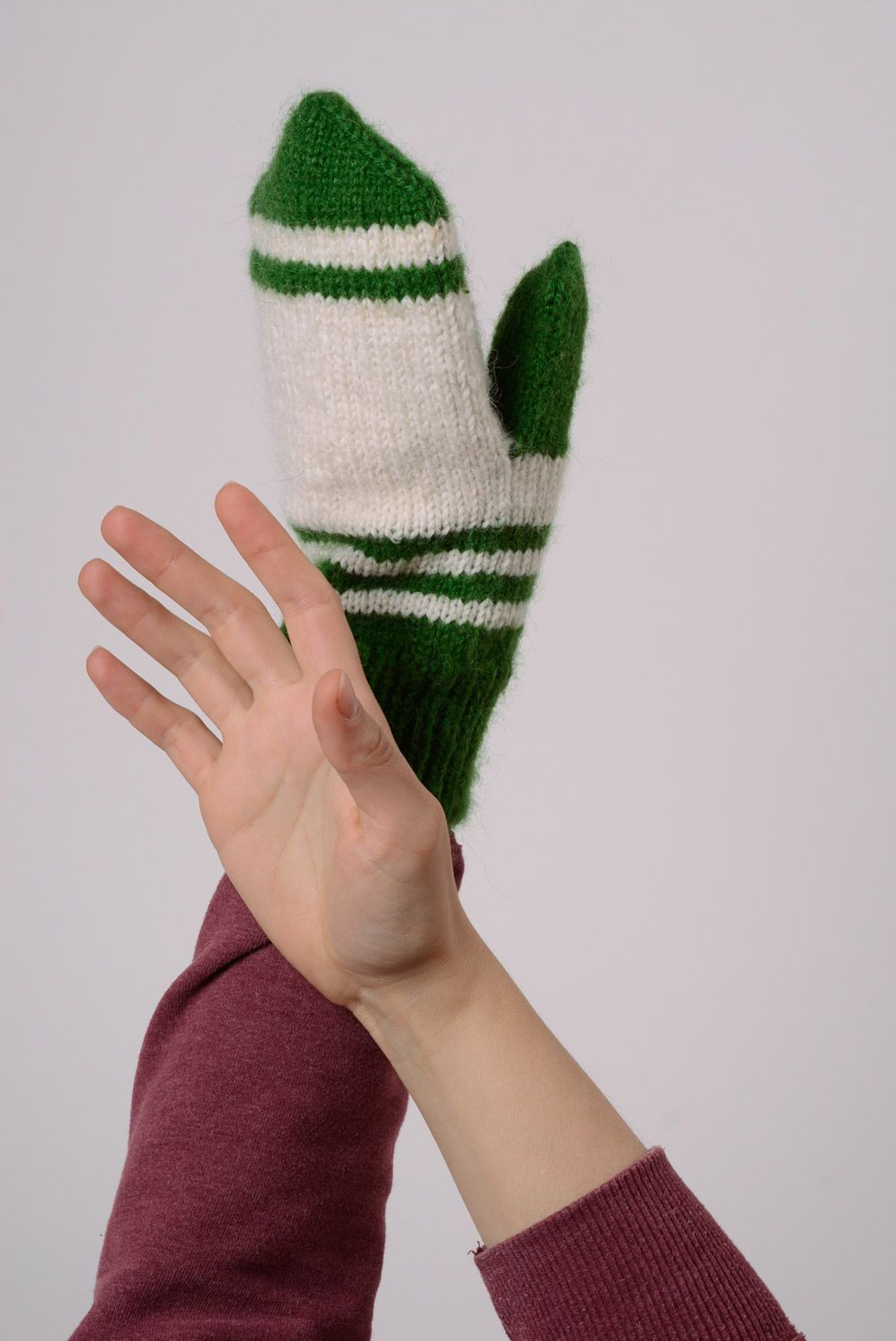 White and green warm hand knitted wool and acrylic mittens photo 5