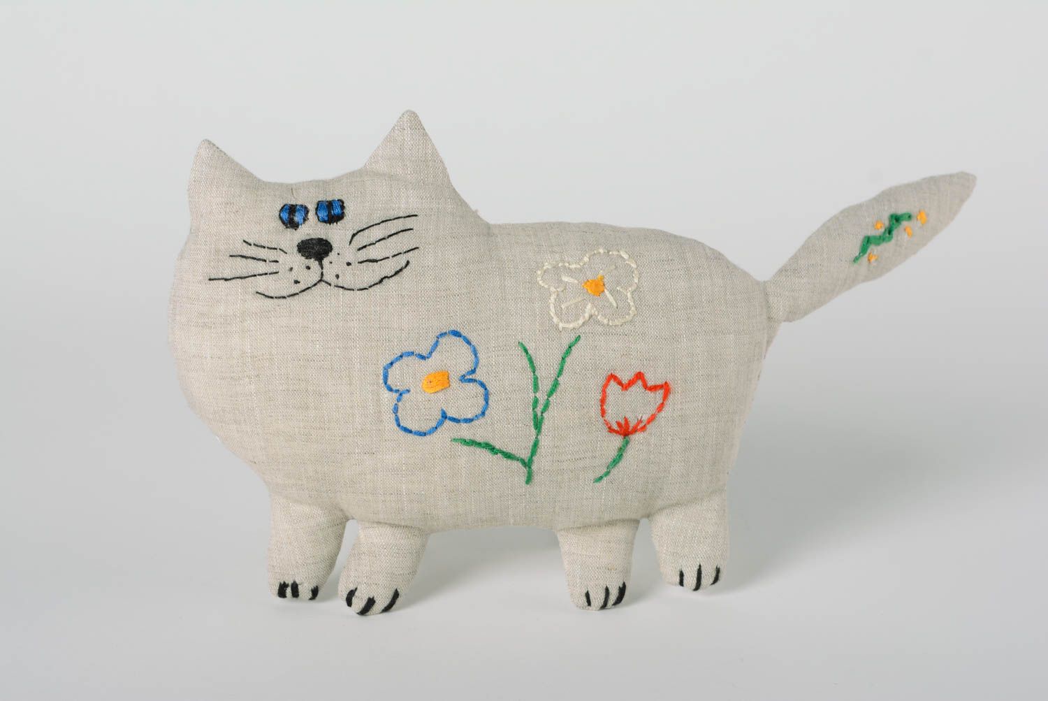 Авторская мягкая игрушка кот из льна с вышивкой для ребенка любого возраста  фото 1
