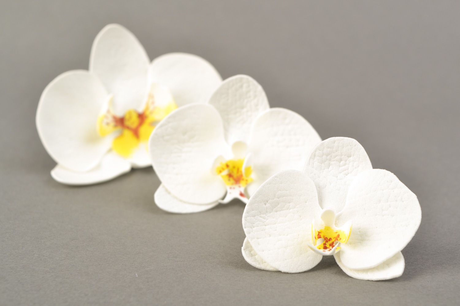 Заколки для волос ручной работы из фоамирана 3 штуки Орхидея фото 3
