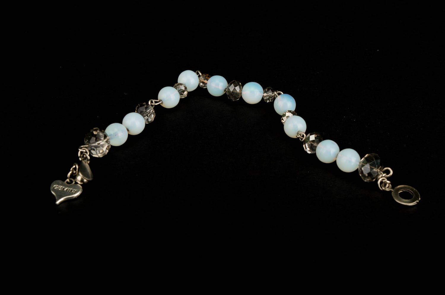Transparent beads adjustable bracelet with heart shape charm for women photo 2