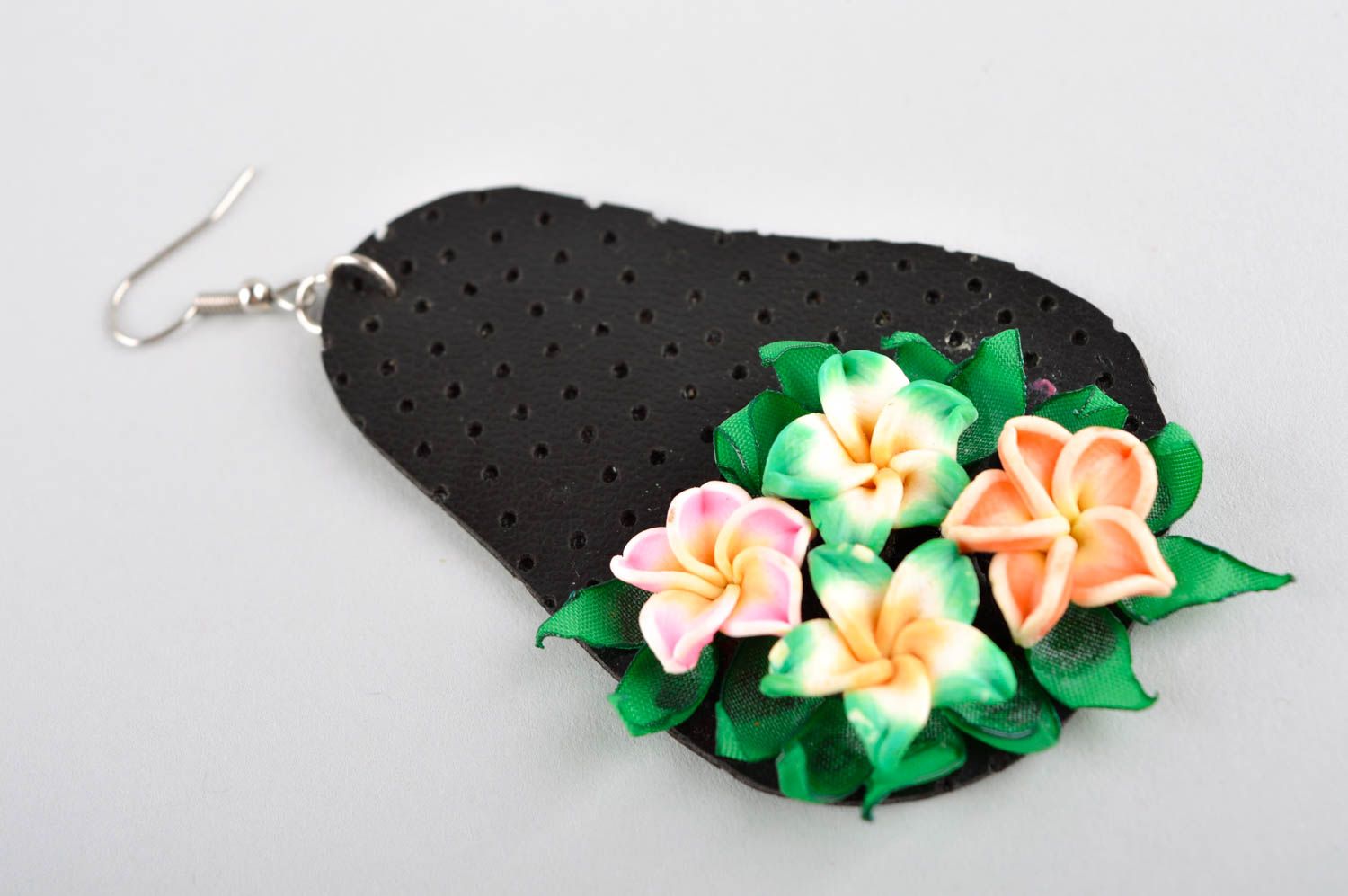 Handcrafted jewelry leather accessories dangling earrings flower jewelry photo 4